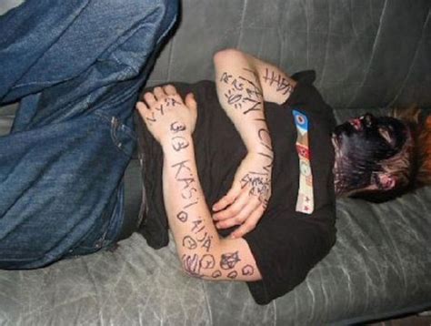 Best 25 Marker Face Pranks When You Passed Out Drunk Pranks Markers And Faces