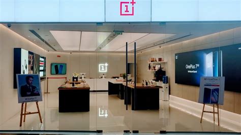 Oneplus Sets Up Its Second Experience Store In Chennai