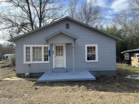 f_100369325.jpg?PhotoAccessKey=0d6cbd693a838f27a4e3110d2f674591