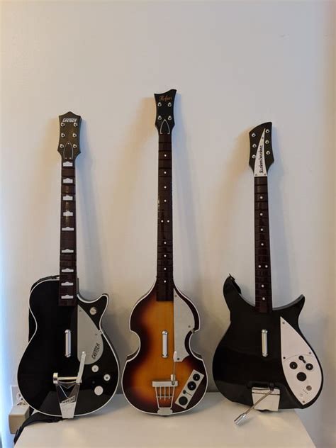 The Beatles Rock Band Wii Guitars For Sale In Los Angeles Ca Offerup