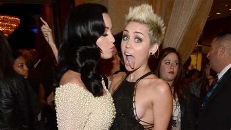 Katy Perry And Miley Cyrus Exchange Words Over Kiss Cbs News