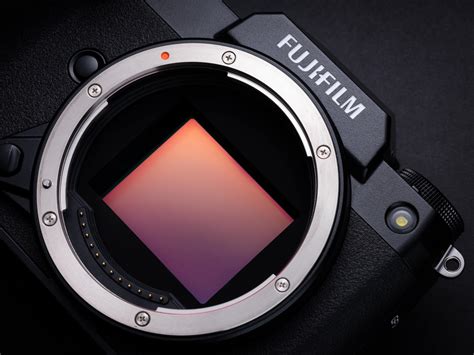 Fujifilms Gfx S Crams A Huge Megapixel Sensor Into A Compact Body