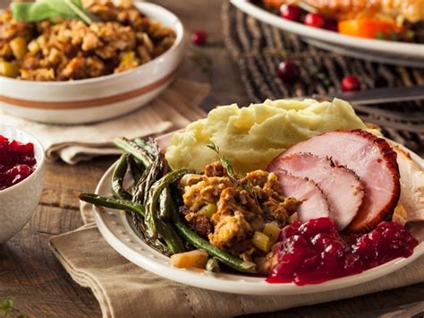 Christmas Dinners To Go 2020 Restaurant Specials In Greater La Los