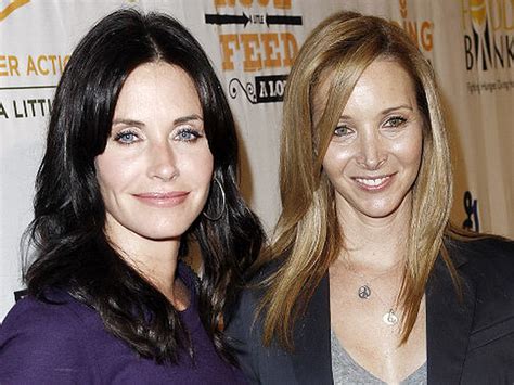 Courteney Cox And Lisa Kudrow Will Share Small Screen