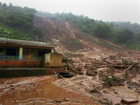 Rescuers In Indian Landslide Say Hopes For Survivors ‘bleak’ India Gulf News