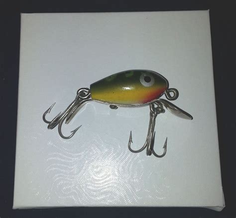 Vintage Shakespeare Dopey Wooden Lure Frog Pattern Excellent Condition
