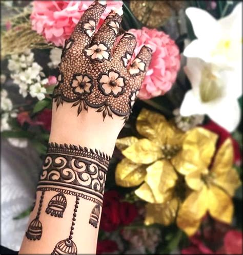 Most Attractive Eid Mehndi Designs You Should Try In 2020