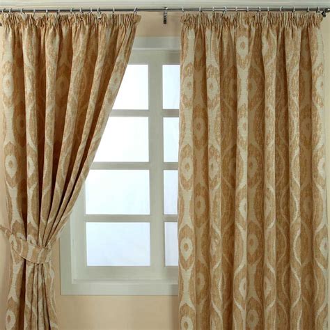 Fully Lined Ready Made Damask Pencil Pleat Jacquard Curtain Pair