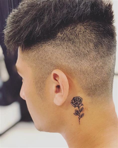 Today we bring you a video about roses tattoos on the neck, for men!if you liked the video, do not forget to subscribe here: หันข้างหล่อขนาดนี้ หันหน้าหล่อขนาดไหน โฟกัส ที่งานช่าง ...