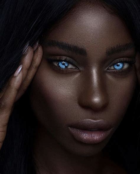 ℒℴvℯly Woman With Blue Eyes Dark Skin Beauty Beautiful Eyes