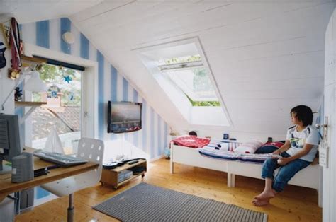 Look no more because we have the perfect concept. 15 Cool Design Ideas For An Attic Kids Room | Kidsomania