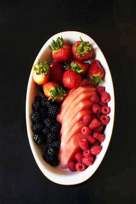 How To Make A Fruit Tray Good Cheap Eats Party Food