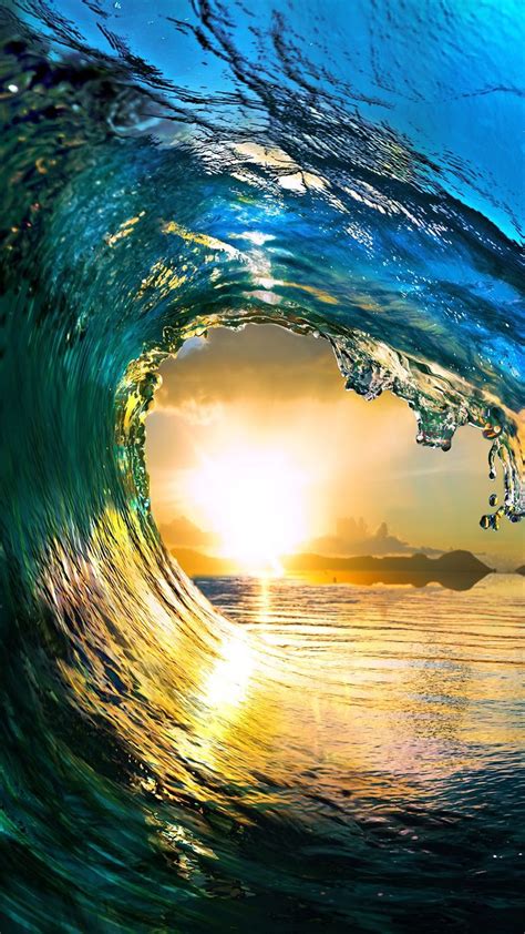 Ocean Waves Free Screensaver 102 Waves Wallpaper