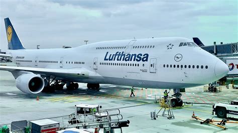 Review Lufthansa Boeing 747 8 Business Class Frankfurt To Miami