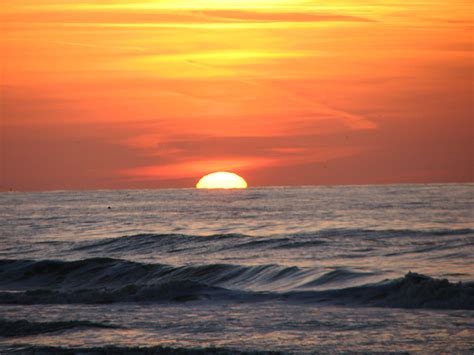 Sunset Ocean Free Stock Photo Sun Setting Over The Ocean 17845