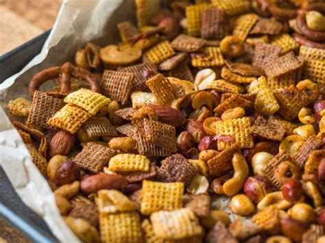 Texas trash ingredients, recipe directions, nutritional information and rating. Texas Trash Snack Mix | Recipe | Chex mix recipes, Spicy party mix recipe, Snack mix