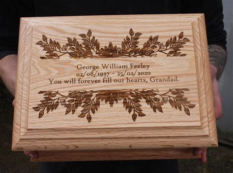 Standard Oak Casket With Laser Engraved Top Uk Memorials