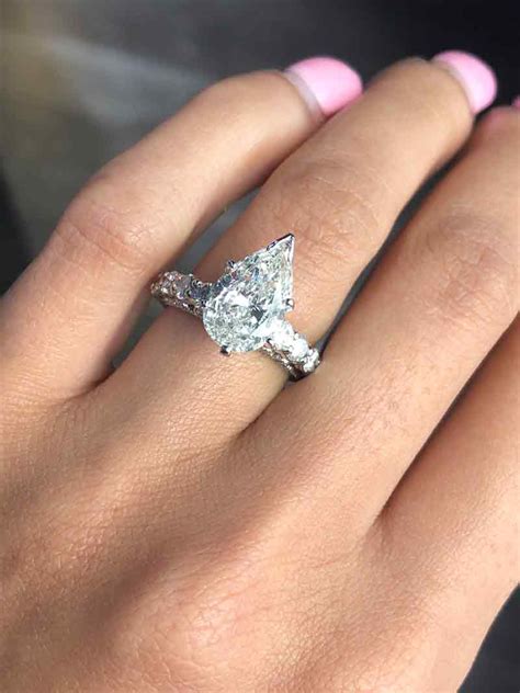 What's the national average cost of an engagement ring? 5 Stunning Celebrity-style Engagement Rings: The Look Made ...