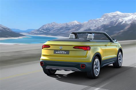 Has an electrical problem with fu. Volkswagen T-Cross Breeze concept: the compact Evoque ...