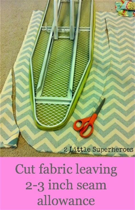 The ironing board has been a necessary tool for people's homes in many developed countries, and my colleagues will iron their clothes neatly and nicely. DIY Ironing Board Cover - 2 Little Supeheroes2 Little Supeheroes