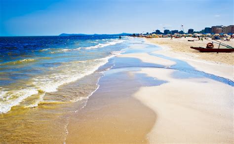 Strand von pescara ist nur wenige minuten entfernt. Strandurlaub an der Adria - 1 Woche im 3*Hotel inkl ...