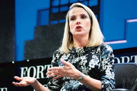 Marissa Mayer Discriminated Against Men During Yahoo Job Reviews