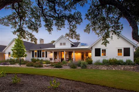 Coastal Cottage Single Story Exterior Farmhouse With Covered Porch Traditional Landscaping