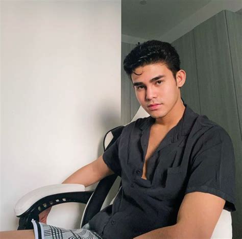 Iñigo Pascuals Revival Of ‘all Out Of Love Gets Praise From Air Supply Lifestyleinq