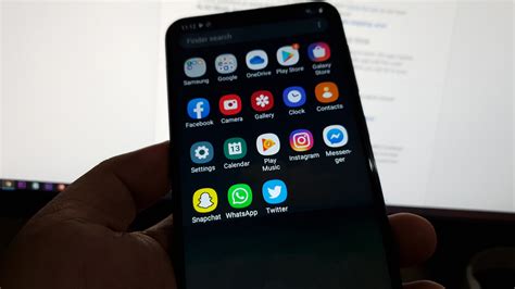 It's a global issue that affects programmes from email apps to game applications. How to fix popular social media apps that crash on Samsung ...