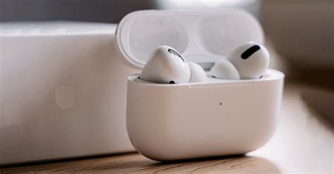 Airpods pro 2 stemless design, iphone 13 pro portless & touch id details, 2021 imac design, apple march event, magsafe battery pack, 240hz displays & more! AirPods Pro a precio de AirPods por el 11 del 11