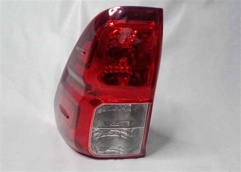 Toyota Hilux Vigo 4x4 Tail Light Backlight Pakautoparts