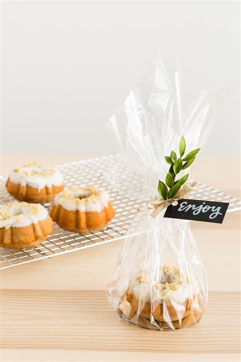 Preheat the oven to 350 degrees f. These Maple Bourbon Walnut Mini Bundt Cakes Are the ...