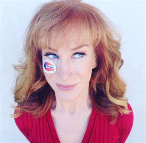 Kathy Griffin Apologizes In A Video About The Graphical Image