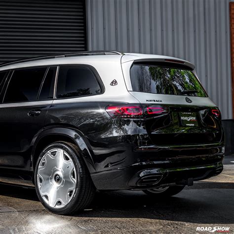 Baller Two Tone Maybach Gls 600 Rs Now Rides Proud With 650 Hp On