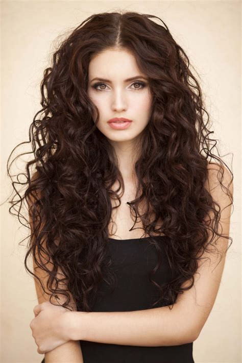 Curly Long Hairstyles And Hair Colors For Women In 2021 2022 Page 2 Of 8