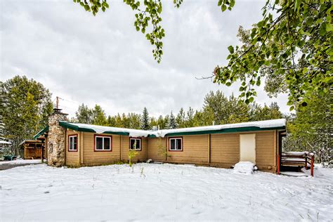 Hi Kananaskis Wilderness Hostel