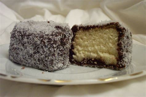 Pour cette recette de gâteau arménien double texture, à la muscade : Lamingtons