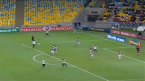Assista agora a partida entre corinthians x fluminense ao vivo pelo brasileirão série a a partir das 21h30 (de brasília) com transmissão exclusiva do canal premiere. Fluminense 0 x 0 Corinthians - 14ªRodada/Brasileirão ...