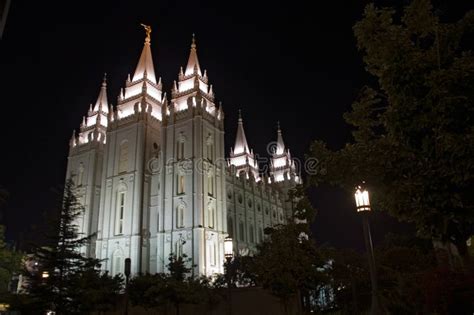 Mormon Tabernacle At Night