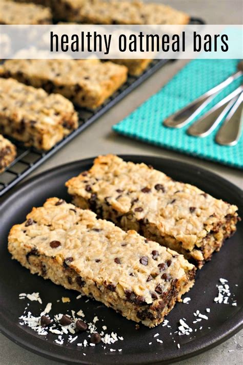 Eating right doesn't have to be boring. Healthy Oatmeal Bars Recipe - Easy Snack from Real Food ...