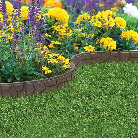 Lawn Edging 8 Ideas To Keep Your Borders Neat Real Homes