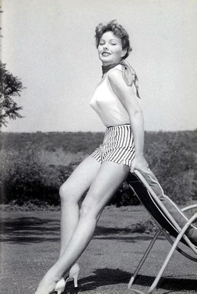 Picture Of Jeanne Crain