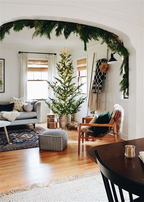 This Nordic Inspired Holiday Decor Will Make Your Eyes Light Up Decor