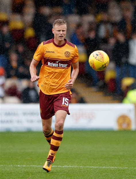 Motherwell Stars Liam Grimshaw And Andy Rose Sign One Year Extensions