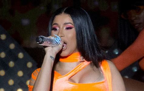 Cardi B Hits Back At Allegations Of ‘queerbaiting The Irish News