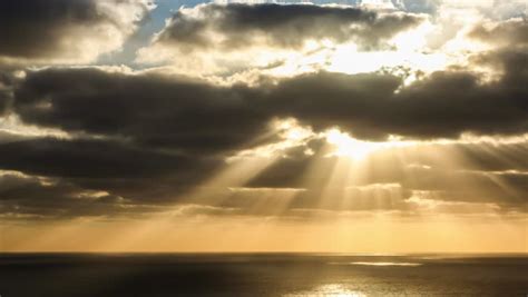 4k Timelapse Clouds Crossing The Amazing Sky Over The Sea Or Ocean At