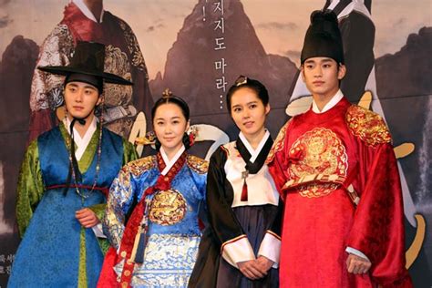 Review Sinopsis The Moon That Embraces The Sun Episode 1 20 Tamat