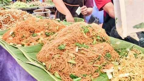 There are way too many options on a chinese menu and you probably won't like many of them. Bangkok Street Food. Cooking Five Types of Noodles ...