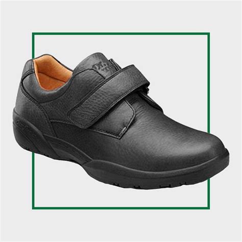 Best Diabetic Shoes For Men According To Podiatrists The Healthy