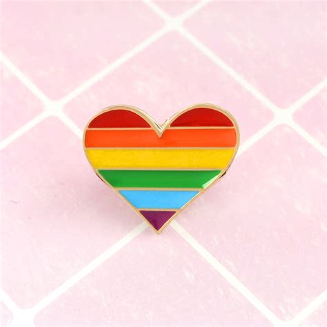 Trendy Rainbow Colorful Heart Enamel Pins Badge Pride Lgbt Flag Brooch Collar Lapel Backpack